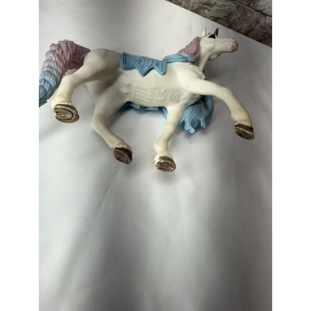 Schleich Unicorn - Picture 12 of 12